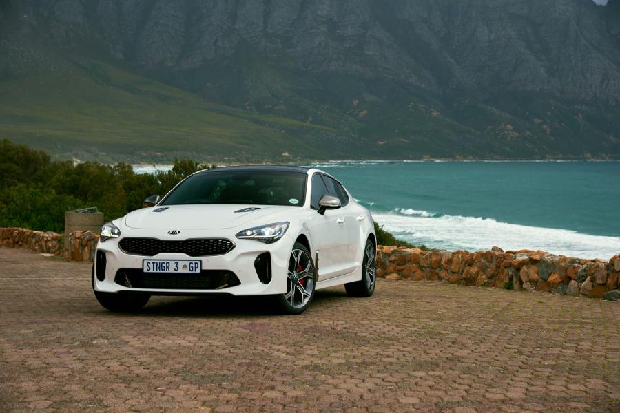  Kia Stinger GT 2018 года  (ZA) (фото 22 из 40)